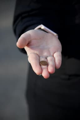 Cum economisești fără să renunți la plăcerile zilnice