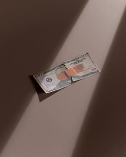 Investește în tine: cum să-ți crești intrările pasive chiar și în criză