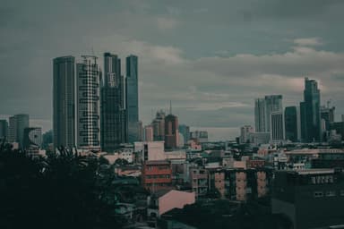 Perspective economice 2027–2028 – ce spun experții
