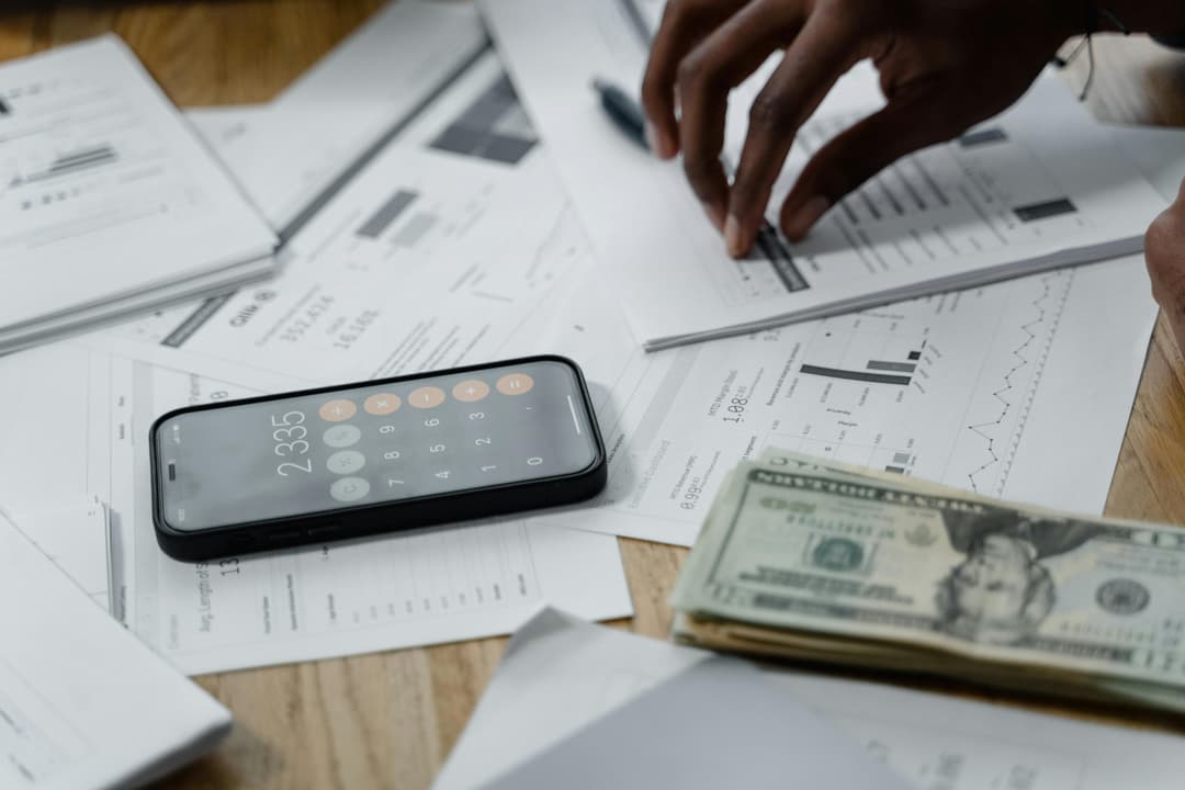 Consumul inteligent: cum să-ți optimizezi cheltuielile în 2025