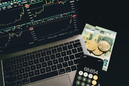 Top 5 platforme fintech românești de economisire automată