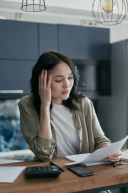 Cum îți influențează scorul de credit plata la timp a facturilor