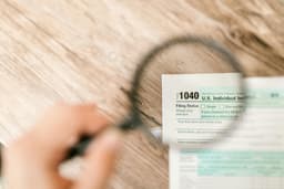 Noutăți în Codul Fiscal 2025: ce trebuie să știe persoanele fizice