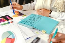 Cum te ajută data-tracking-ul financiar să observi tipare